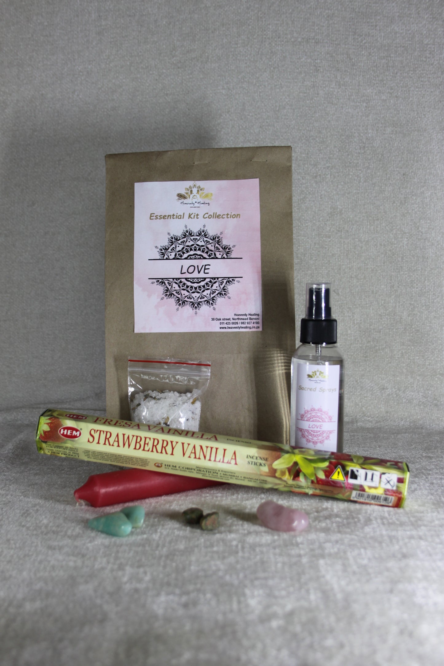 Essential Kit Collection - Love