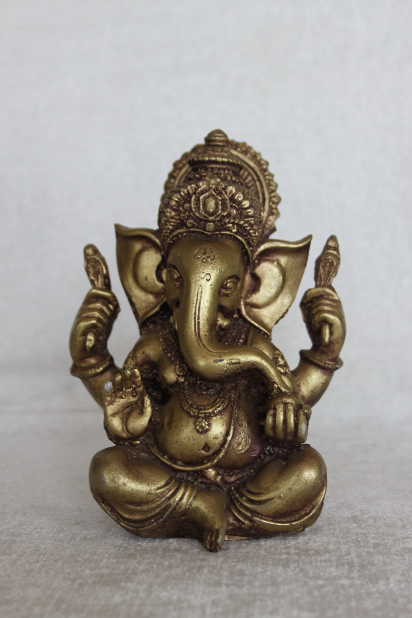 Ganesha Old Gold