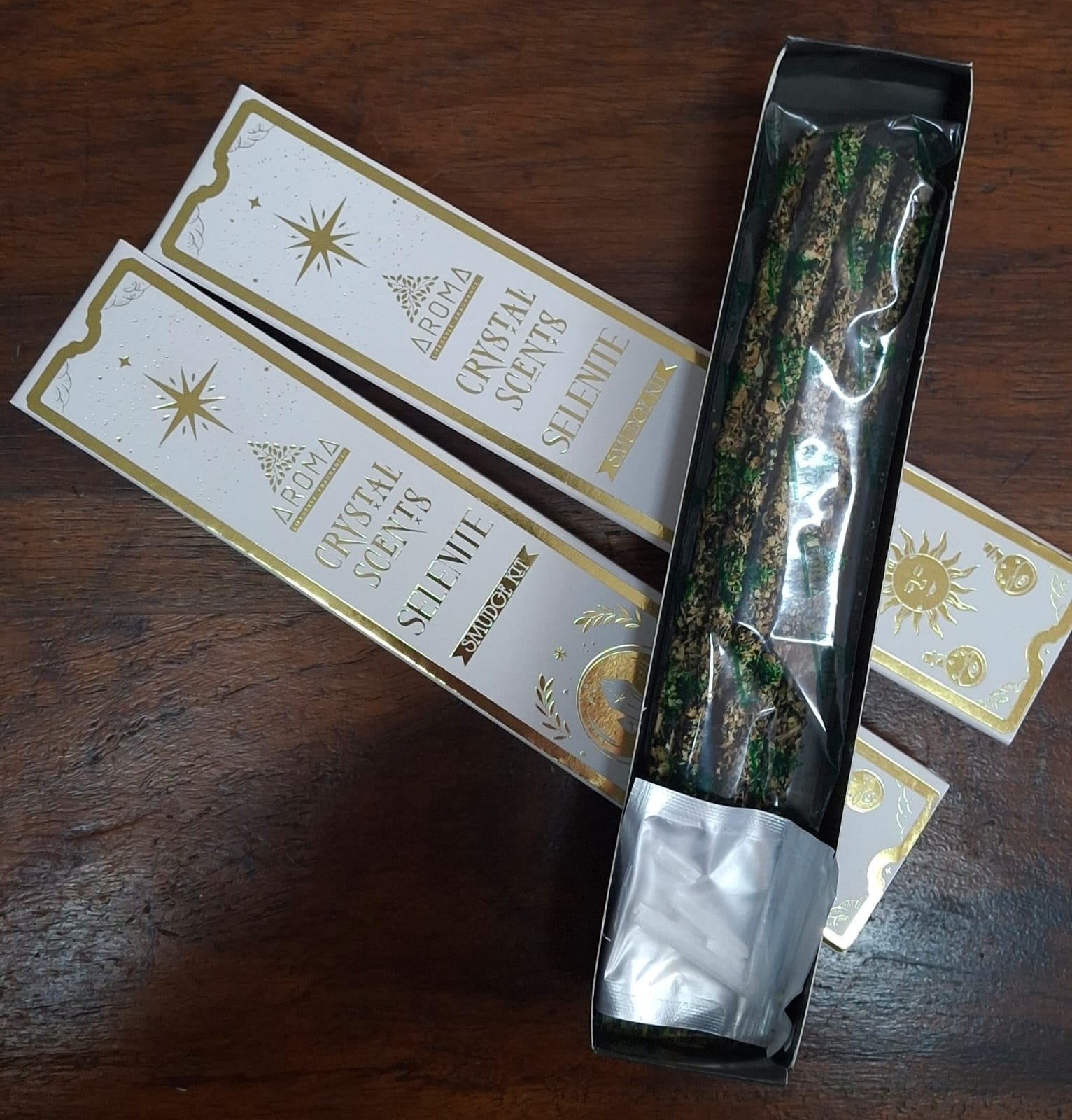 Aroma Crystal Scents Selenite Smudging Kit – incense and smudging set with selenite crystal for spiritual clarity, energy cleansing, and meditation.