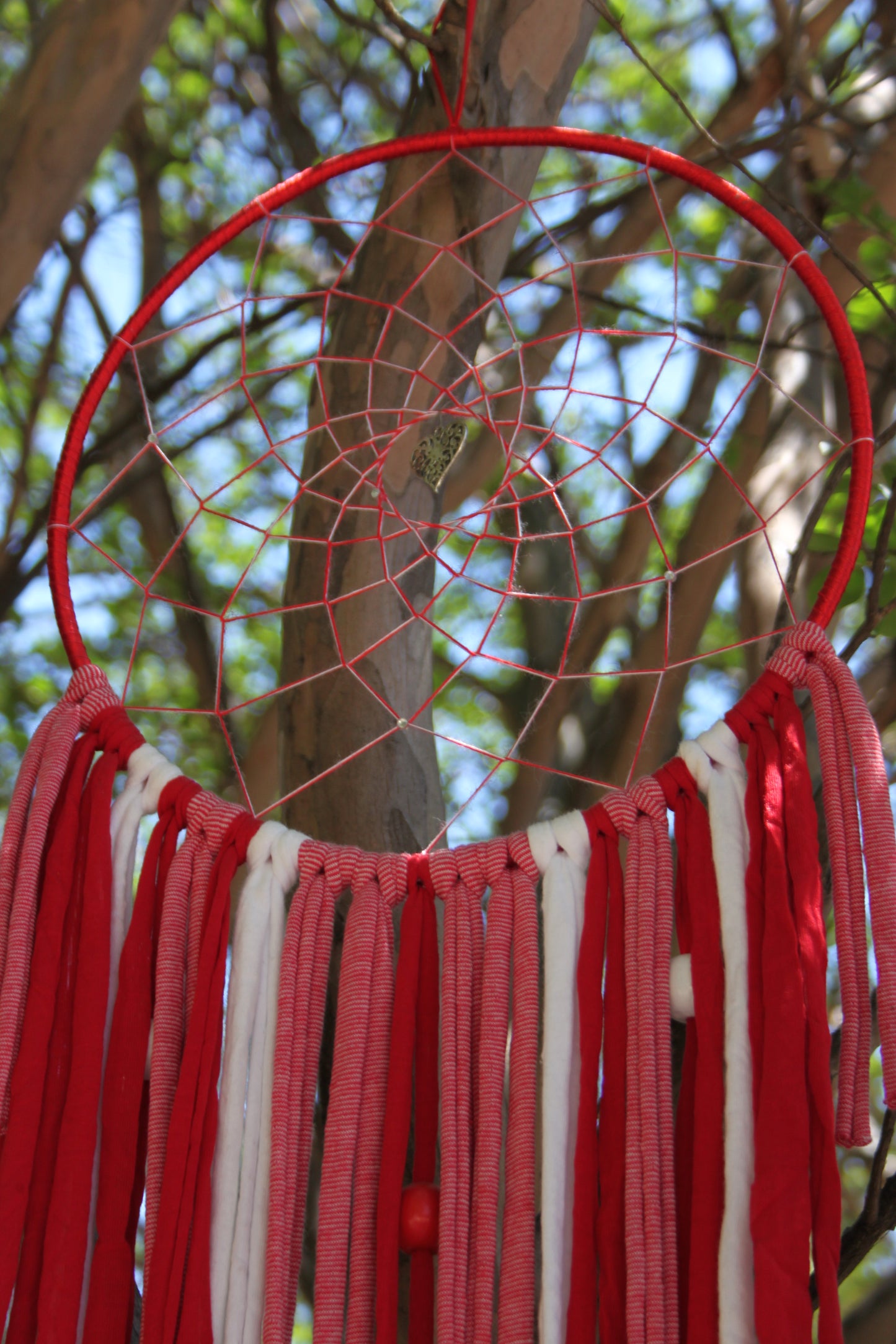 Dreamcatcher Modern, Red and White