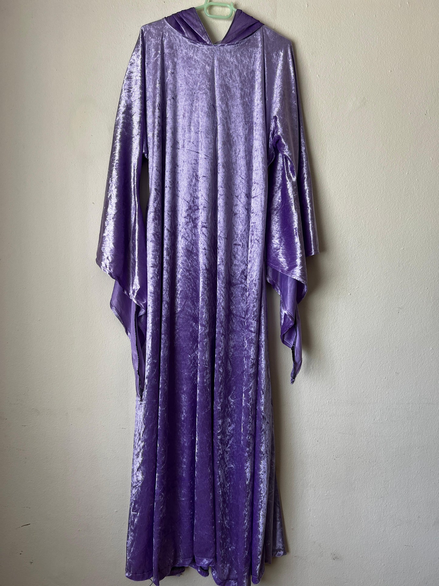 Ceremonial Robe - Velvet | Lilac