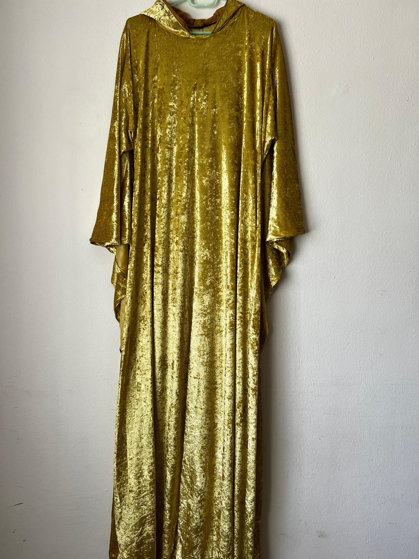 Ceremonial Robe - Velvet | Gold